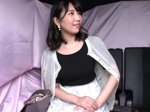 【人妻ナンパ】ロングスカートが似合う清楚系美人ママが乳首責め乳首舐めで濡れた既婚まんこにバイブぶっ挿され理性ぶっ飛んだ