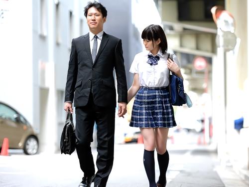 【生徒と教師】この路地入ったら‥ホテルあるよっ!!決して交わってはいけない背徳感に負けた先生が制服着衣の教え子に中出し