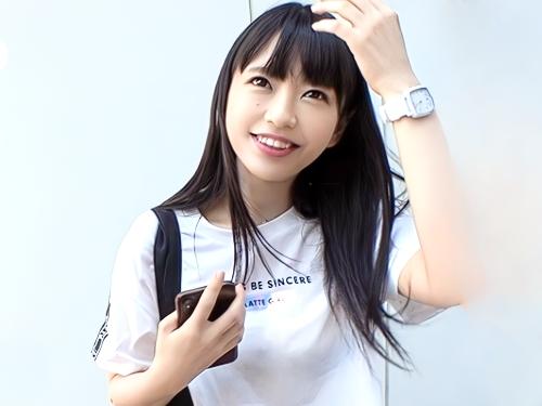 【素人ナンパ】仕事より男を選んだ童顔ガチ美少女が混浴風呂で立ちバックしたりベッドで背面騎乗位しスケベな本性を曝け出す