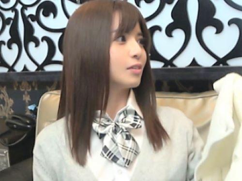 【素人ハメ撮り】可愛い過ぎる顔面国宝級JK美少女が初ラブホでカレピと大胆SEX!光るお風呂にテンアゲ制服着衣で混浴SEX