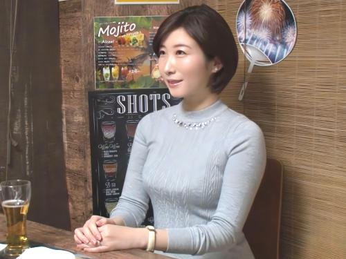 【人妻ナンパ】真面目な旦那をつまらなく思う美熟女おばさんが相席居酒屋で出会った男に巨乳おっぱい揉まれハメ外し不倫SEX
