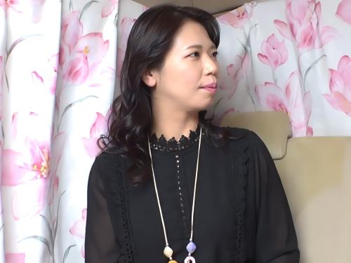 【人妻ナンパ】巨乳おっぱい乳首責めおばさんまんこにバイブぶっ挿され理性喪失した清楚系美熟女が大口開けたドスケベ顔でフェラ