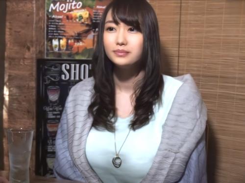 【人妻ナンパ】夫の風俗通いが発覚し怒り心頭で相席居酒屋にやってきた巨乳おっぱい清楚系奥さんが行きずりの男とワンナイトラブ