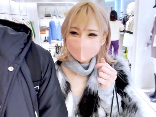 【素人ハメ撮り】いっぱい触って舐めて❤肉食ギャルの美尻カメラで撮りながら尻穴舐める男とクンニ懇願する金髪スレンダー美少女