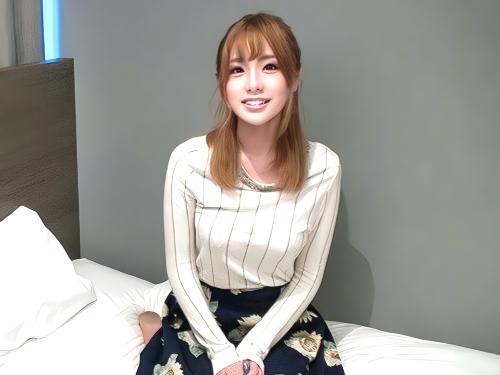 【素人ナンパ】逆に私で大丈夫ですか!?お悩みおじさんにベロチューキスされた清楚系JDお姉さんが某ホテルの一室で中出しされた