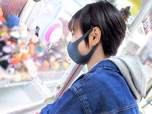 【素人ナンパ】立川で出会ったショートパンツ履いているショートカットお姉さんの吸い付くような色白美肌ボディをホテルで味わう