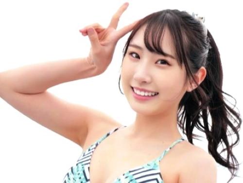 【素人ナンパ】にっこり笑顔のJD美少女が男の下半身にオイル塗りまくり素股マッサージしたら乳首責めベロチューされ股間濡らす