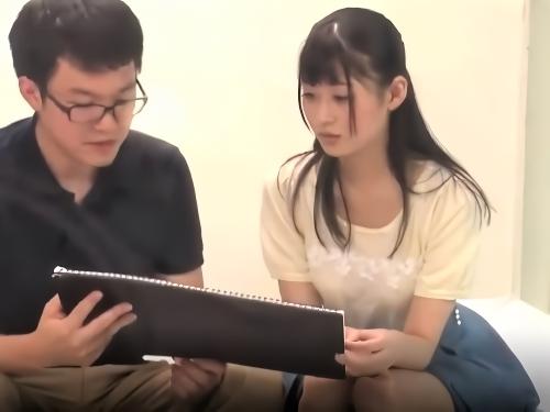 【素人ナンパ】気持ちいいの想像して‥精神統一でww密室で男友達に純白パンツ見せたりフェラした清楚系美人な可愛いお姉さん