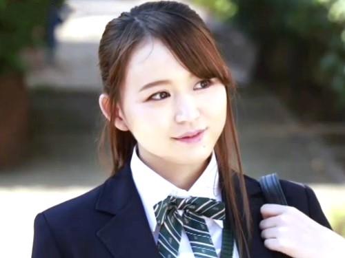 【JKレイプ】このカメラ何っ‥撮らないで!!彼氏と手繋ぎキスしていい雰囲気の所に現れた男達に無理やり唇奪われた制服美少女