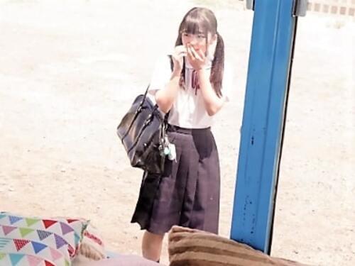 【素人ナンパ】汚れなきロリ美少女JKがゲス大人によって染められていく…問答無用で男根握らされフェラさせられたパイパン処女