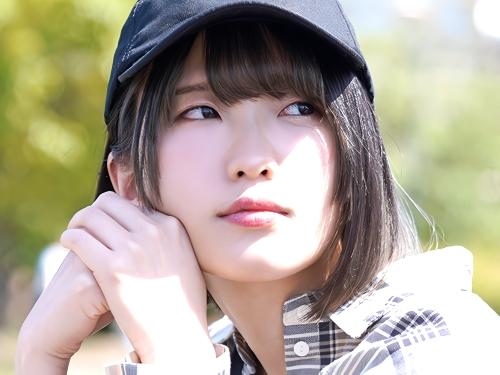 【日泉舞香】中学時代‥君のこと好きだったよ//数年ぶりに再開した傷心中の美少女にキスやフェラされて止まれなくなった僕は‥