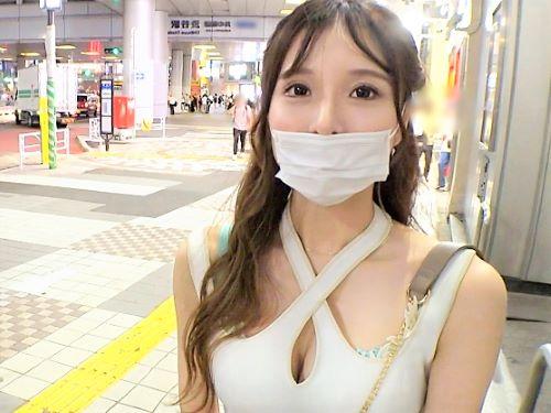 【素人ナンパ】たまにナンパされますww渋谷で見つけたスレンダー美人お姉さんがTバック越しの電マからの直舐めクンニに大興奮
