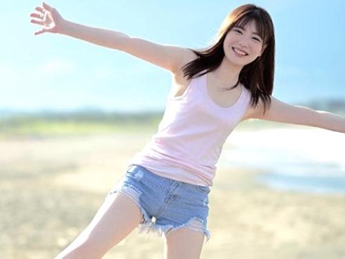 【AVデビュー】初めて使う電マでオナニーするMOODYZ専属の清楚系JDスレンダー美少女はまだ自分の可愛さに気づいていない