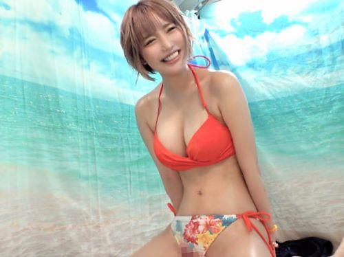 【素人ナンパ】黄昏れていた歯科助手のスレンダーお姉さんがデカチン男性とマッチングCARで素股オイルマッサージしたら神展開