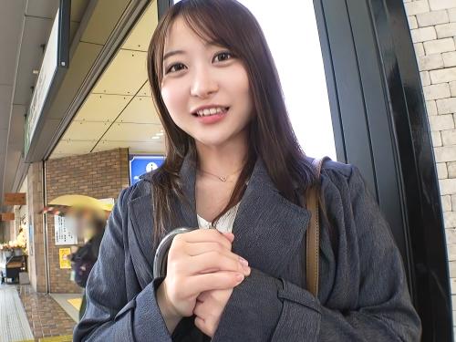 【素人ハメ撮り】はいっ‥カメラ大丈夫で～すww雨の中待ち合わせた清純系スレンダーお姉さんにカフェで詳しく話聞いてみた