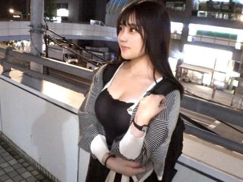 【素人ナンパ】ミニスカワンピ似合う現役JDをホテルに連れ込み揺れまくるおっぱいを乳首責め‥巨尻巨乳お姉さんがフェラ手コキ