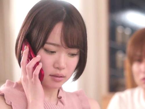 【人妻NTR】暴力や束縛してくる夫から逃げ近所の男とベロチューキスするロリフェイス奥さんは騎乗位SEXに夢中になり不倫