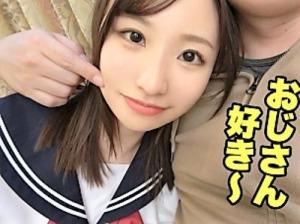 【素人】弾ける笑顔の現役JKとランチしてお喋りしストレス発散…からのホテルで乳首責めベロチューし敏感な美少女と立ちバック