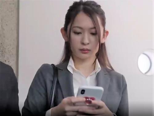 【相部屋NTR】清楚なスレンダー美女が出張先で上司に寝取られる!巨乳おっぱい美人お姉さんがエロすぎて…理性崩壊したゲス男