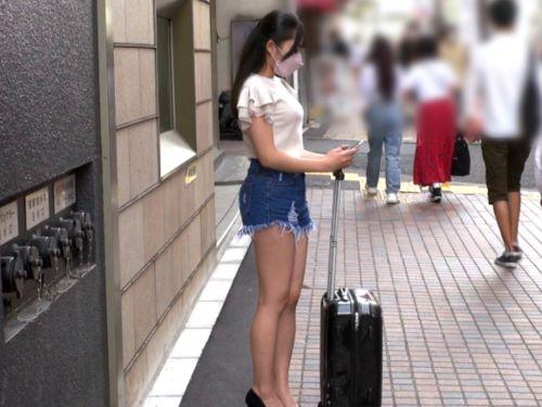 【素人】就活する為に遠征してきたスレンダー美女お姉さんが電マでアクメ昇天し変態ムスメの本性を晒してしまい羞恥