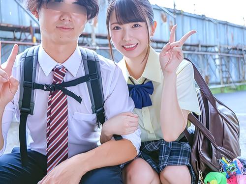 【素人ナンパ】さっきまで手を繋いでいた彼ちんを当てるためマジックミラー号で手コキるスレンダーJK美少女だったが失敗NTR
