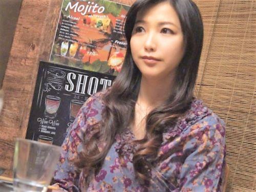 【熟女ナンパ】「おっぱいで挟むのどうしたらいいの？//」一人呑みしていた42歳のおばさんをお持ち帰りしてSEX隠し撮り！