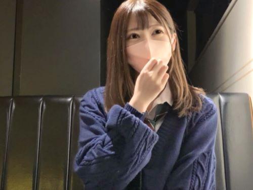 【素人ハメ撮り】Hの経験!?‥数えてないww中イキした事がない年上好きスレンダーJK美少女が仮面おじさんにフェラ手コキ