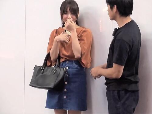 【素人ナンパ】合コン前に肉棒をフェラ抜きした尻軽なミニスカ女子大生が巨乳おっぱい揉まれ感度マシマシになり合体ファック