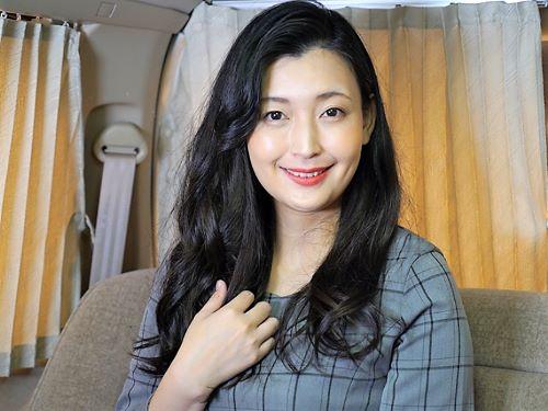 【人妻ナンパ】えぇぇ‥ウソでしょぅ!!中はマズいですって///電マやバイブで濡れた美熟女まんこに中出しされた清楚系奥さん