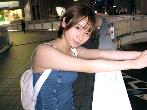【素人】んふふふふww挟めるかな♡笑顔でフェラ手コキる低身長ミニマム系美少女が自らロリまんこにちんこぶっ挿し腰振り騎乗位
