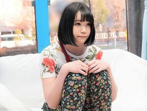 【マジックミラー号】役者を目指している地味系お姉さんに猫背矯正「こんにちは//」マッサージという名の乳首責め【素人ナンパ】