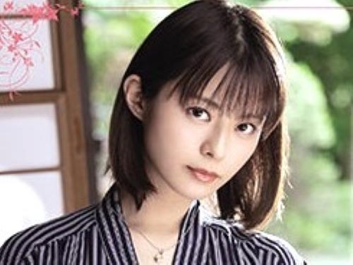 【人妻NTR】夫の上司の肉便器になってしまた貧乳スレンダー美人が逆らわず従順なのを良い事に美尻にバイブ突っ込むゲス男