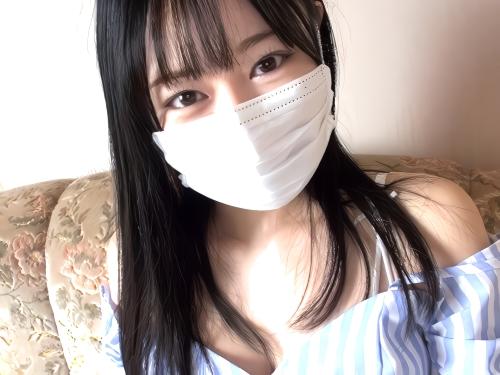 【素人ハメ撮り】乳首舐めクンニされたロリ美少女がマスクしたまま電マオナニーしたりお金くれる円光相手にご奉仕フェラ手コキ