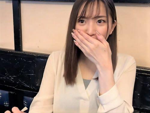 【プライベート盗撮】夫に内緒で不倫旅行する巨乳おっぱいデカ尻美人を隠し撮り‥風呂でフェラし後ろから突かれまくる巨尻な人妻