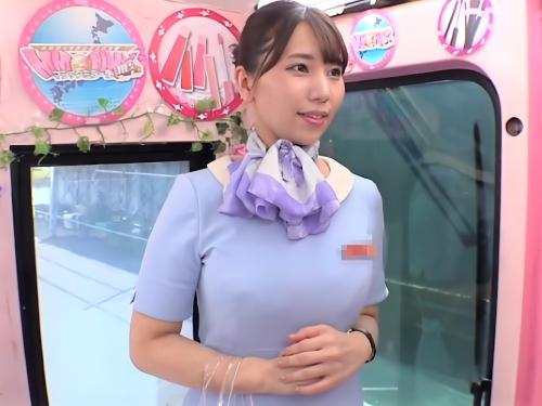 【素人ナンパ】品格漂う美容部員さんがマジックミラー便で羞恥!!潮吹きお漏らししたオマンコにデカチンポぶっ挿され腰ガクブル