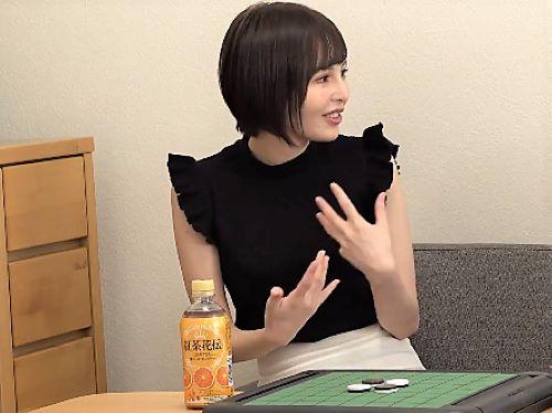 【デリヘル嬢】髪の毛変わったの気付いてくれた‥胸キュン♡常連客とローション素股してしまったスレンダー美女が濃厚ベロチュー