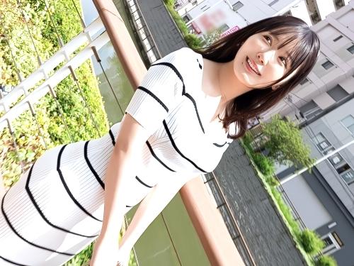 【素人ナンパ】ちょっと待って‥ヤバいっ!!フォロワー増やしたくて仕事の休日に自撮りしていたスレンダーOLが電マでオナニー