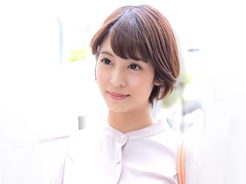 【人妻ナンパ】あぁ‥それ触ってます//清楚で笑顔素敵な美熟女おばさんなし崩しで巨乳おっぱい見せてしまい色黒乳輪見られ羞恥
