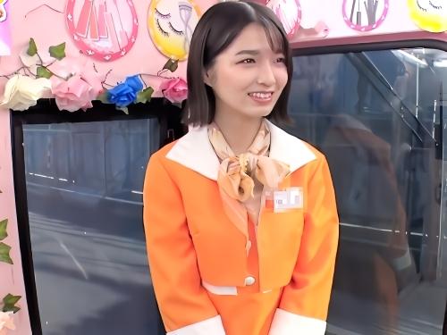 【素人ナンパ】ポージング!?ヤダっ‥恥ずかしい///ショートカットの清楚系お姉さんがマジックミラー便で下着の裏側まで見られた