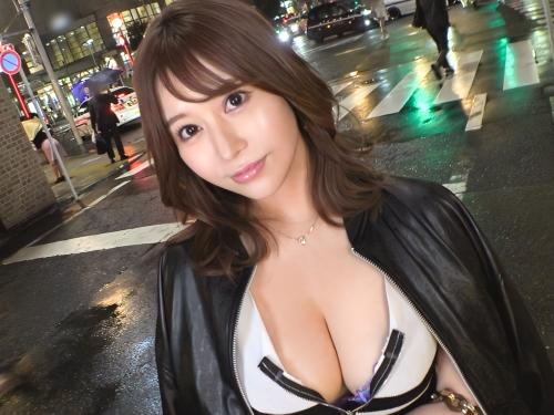 【素人ナンパ】スタイルの良さを自覚している巨乳おっぱいデカ尻お姉さんが何度も潮吹き羞恥お漏らしカメラのレンズ濡らしまくる