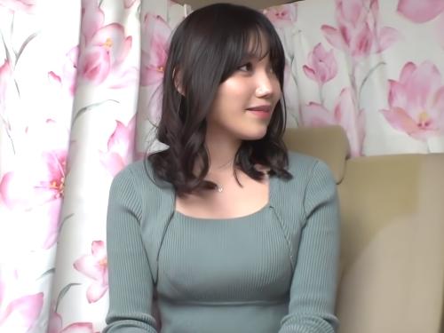 【人妻ナンパ】パンスト脱ぎ上下お揃い下着をみせてくれる清楚系奥さんをホテルに誘いしベロチューキス背徳感たっぷり不倫SEX