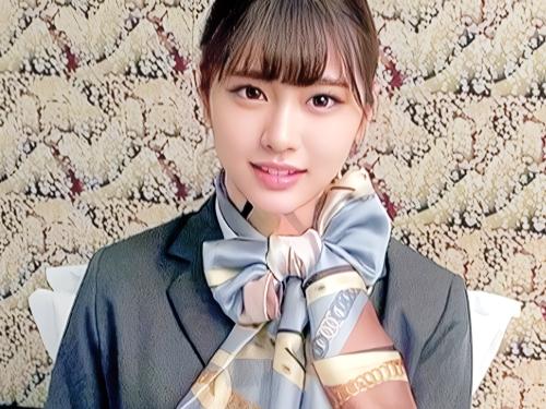 【素人ナンパ】童貞に汗ばむオマンコで電マオナニーする様子を見せつける発情した美人CAがチェリーちんこをフェラ手コキした