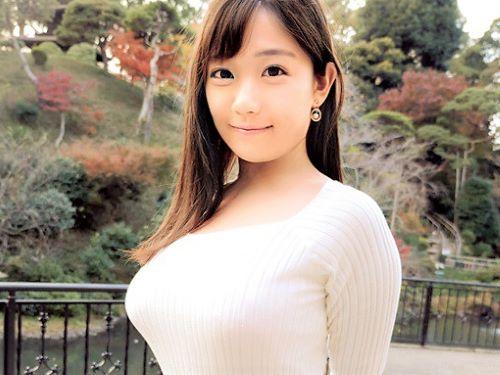 【素人ナンパ】ノロケる彼氏もちリア充JDが自慢の巨乳おっぱいにディル挟み疑似パイズリからの素股でぴんくパンツに染みつけた