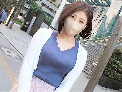 【素人ナンパ】上品で仕事熱心な美人OL秘書がお持ち帰りされ尻穴撮られる‥女心擽られ乙女になった巨尻デカ尻スレンダー美女が‥