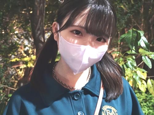 【素人ハメ撮り】21歳のフリーターですw未成年じゃないですwwお金欲しくてマスク越しに乳首舐めフェラする清楚系ロリ美少女