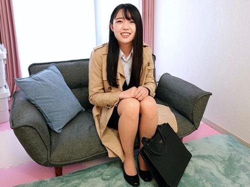 【素人ナンパ】緊張しますww地味顔のサラサラ髪の毛お姉さんが間近で童貞ちんこ見せられオナホでサポートからの手コキ抜き