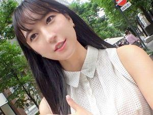 ＜素人ナンパ＞清楚美人OL！見た目とは違いギャップがエロい！濃厚ベロキスをして激しい手マンで濡れ濡れ挿入セックス！