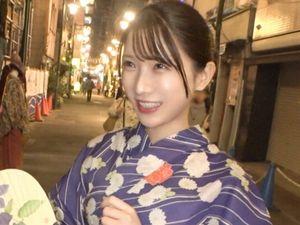 ＜素人ナンパ企画＞可愛い☆美乳美尻！美人お姉さんの浴衣から柔らかそうな美巨乳おっぱい！手マンで潮吹き＆着衣セックス！