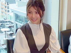 ＜素人夫婦＞精子提供される巨乳な美人妻！発情して完全痴女化し寝取られ状態！乳首舐め手コキ＆フェラ、エロい騎乗位セックス！