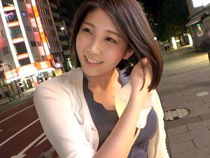 ＜素人ナンパ＞巨乳♡仕事帰りのOLを狙い撃ち！イケメンに口説かれてすっかり女モードになってジョバジョバと潮吹きセックス！